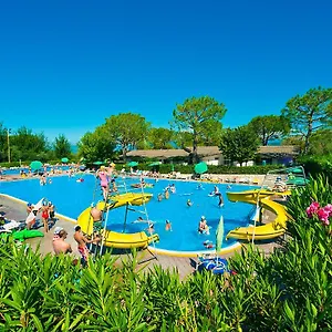 https://camping-cisano.hotelinveneto.com